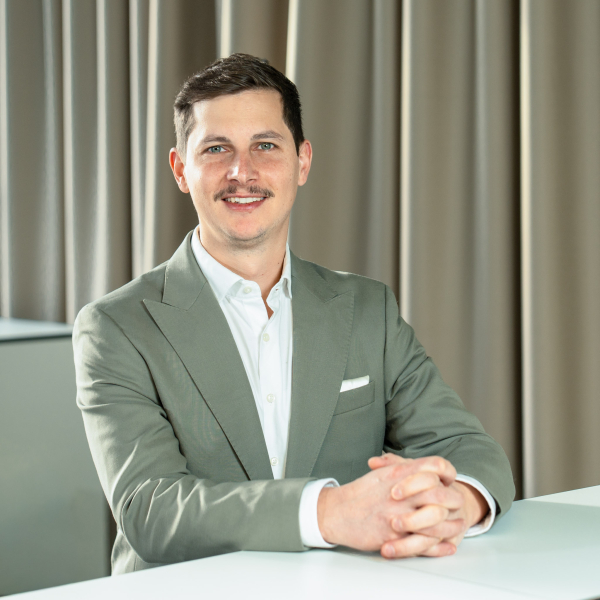 Lukas Fluck Ansprechperson Portrait