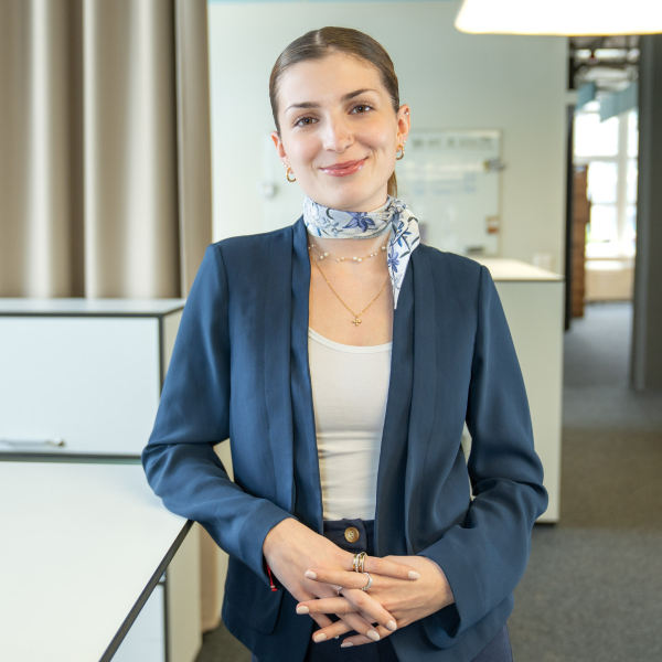 Zoe Galler Ansprechperson Portrait